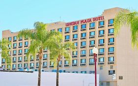 Lincoln Plaza Hotel Monterey Park